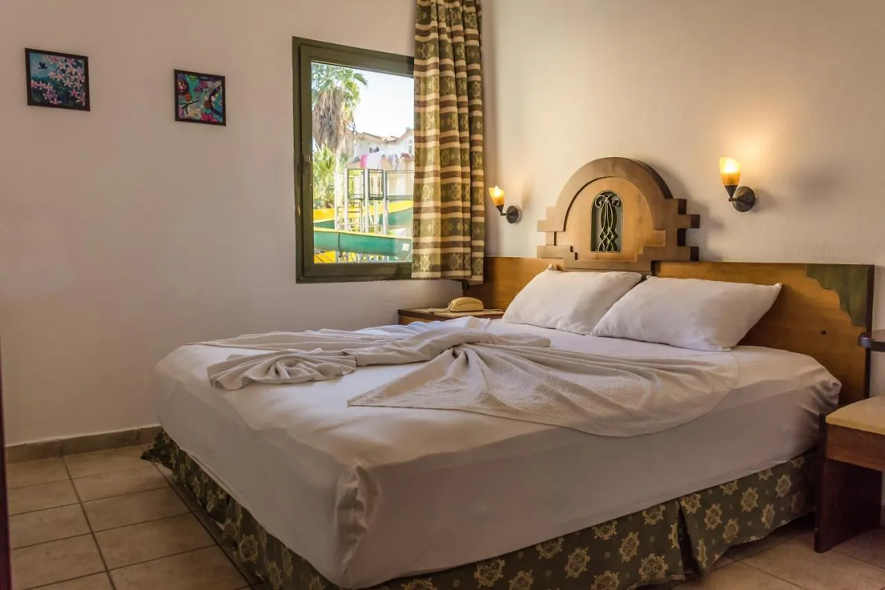 *** Apart Otel Maxwell Holiday Club Marmaris Türkiye